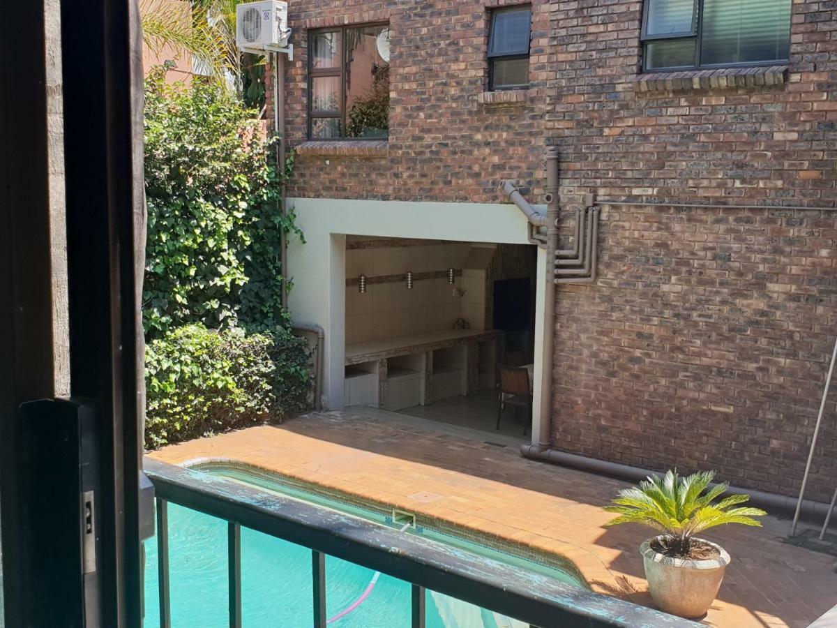Fa'Trez Guest House & Spa Pretoria Exterior photo